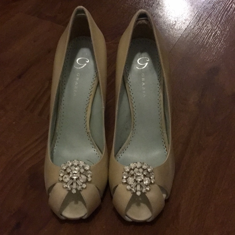 Grazia off white Bridal shoes size 7
